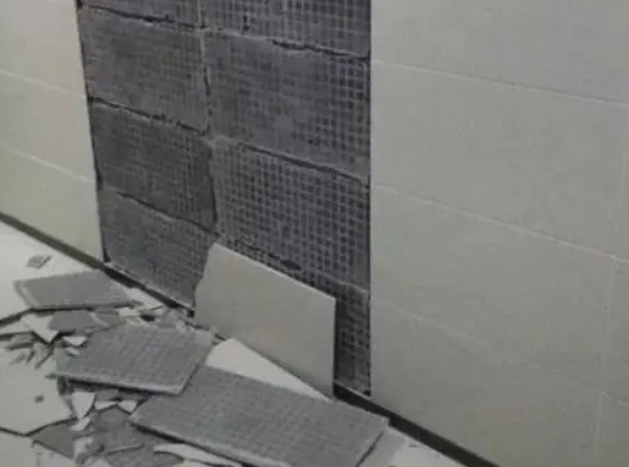 河间瓷砖空鼓维修公司分享下河间墙砖松动维修的知识